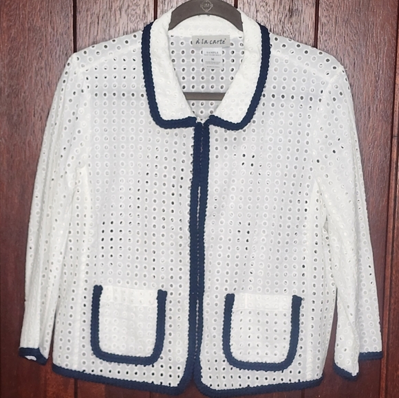 à la cart Blazer - Picture 5 of 9